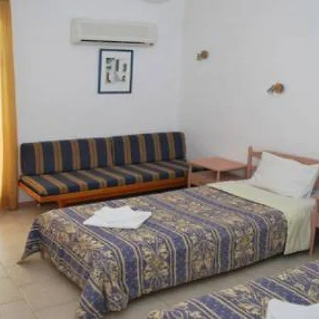 Serifos 2* Livadi (Serifos)