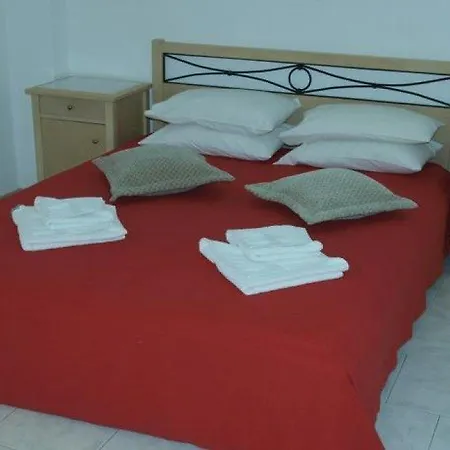 Serifos 2* Livadi (Serifos)