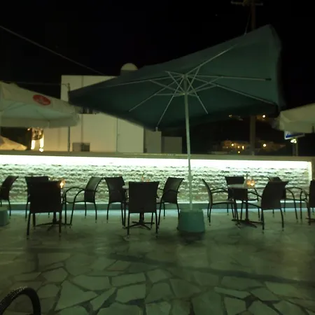 Hotel Serifos 2*