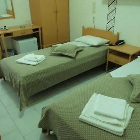 Serifos 2* Livadi (Serifos)